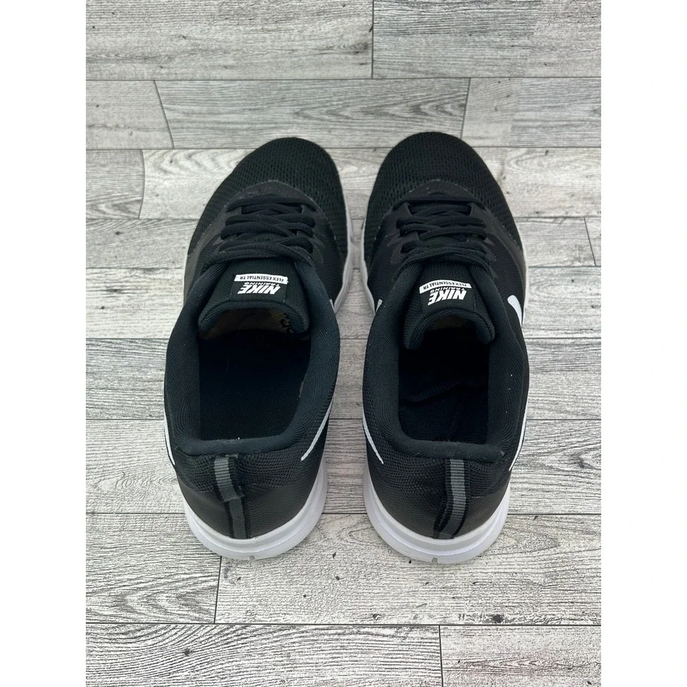 Nike Training Flex Essential TR Black White Sneakers 924344-001 Mens Size 10
